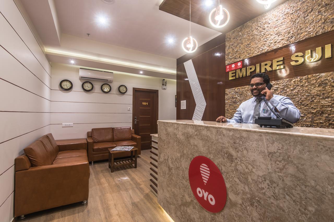 Oyo 9328 Empire Suite Navi Mumbai Extérieur photo